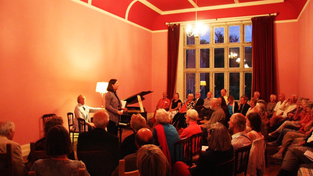 music-performance-northcourt-house